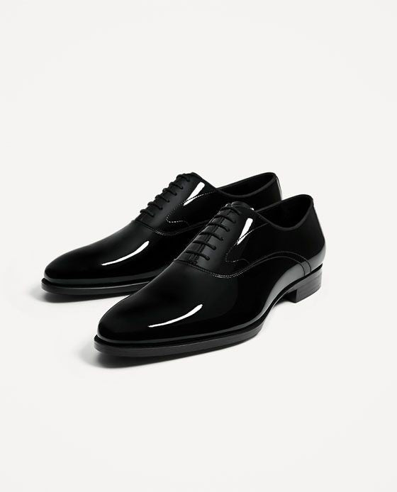 Men's Elegant Black Wholecut Leather Laceup Shoes
