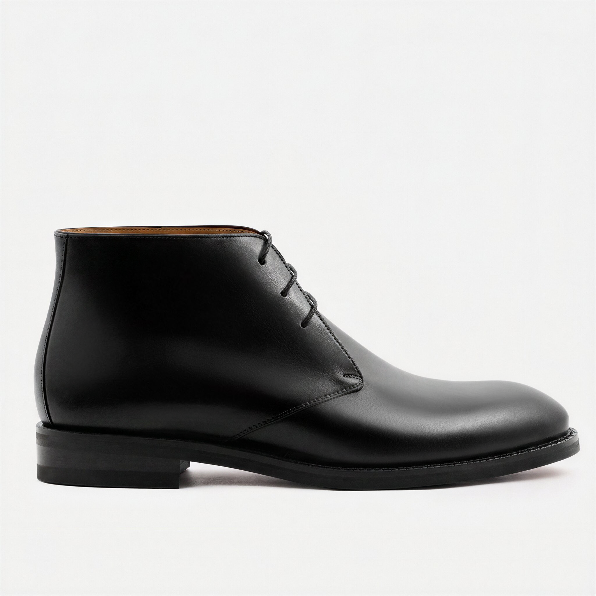 Ellis Chukka Boots - Men's